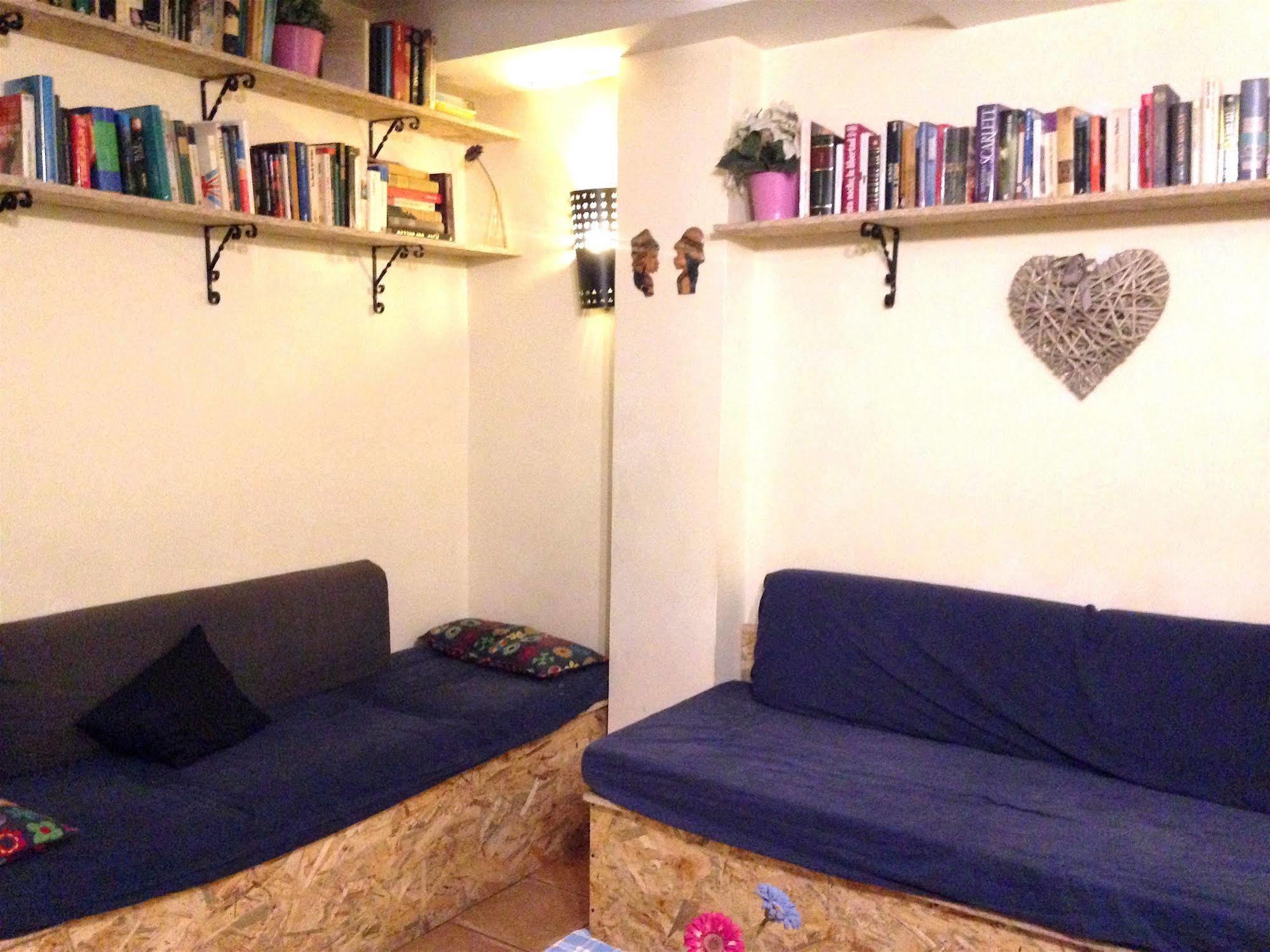Harmony Hostel *